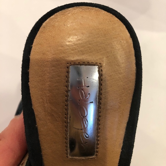 Halogen Wedges - Picture 3 of 8